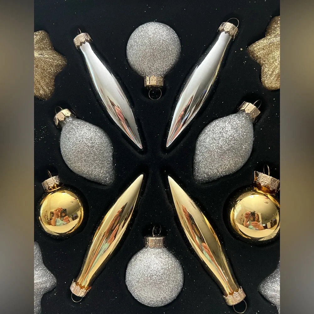 Set a 16 2012 Target gold, white silver glass ornaments with glitter
